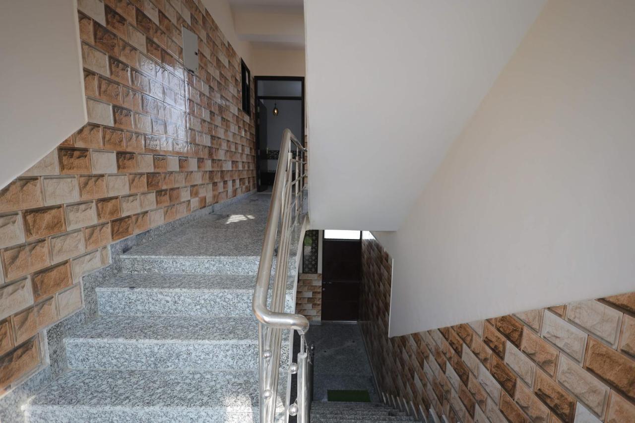 Shakti Villa Home Stay アーグラ エクステリア 写真